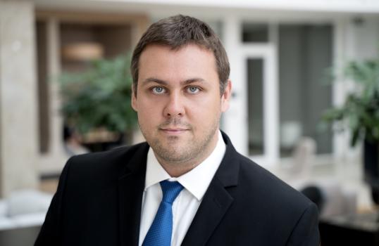 Roman Cinkais is SVP of Enterprise Products at OmniTrust Roman Cinkais is SVP of Enterprise Products at OmniTrust